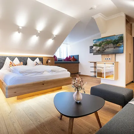 Design Frauenschuh Otel