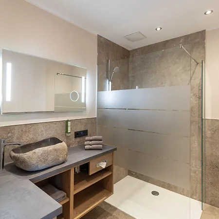 Otel Design Frauenschuh 4*