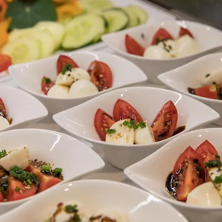 호텔 Design Frauenschuh 4*