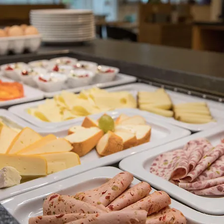 Design Frauenschuh 호텔 4*