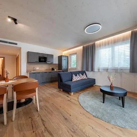 Design Frauenschuh Hotell Salzburg