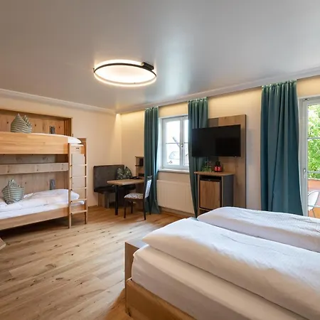 Hotel Garni Frauenschuh 4*